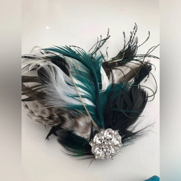 Custom wedding accessories - Picture 6 of 7